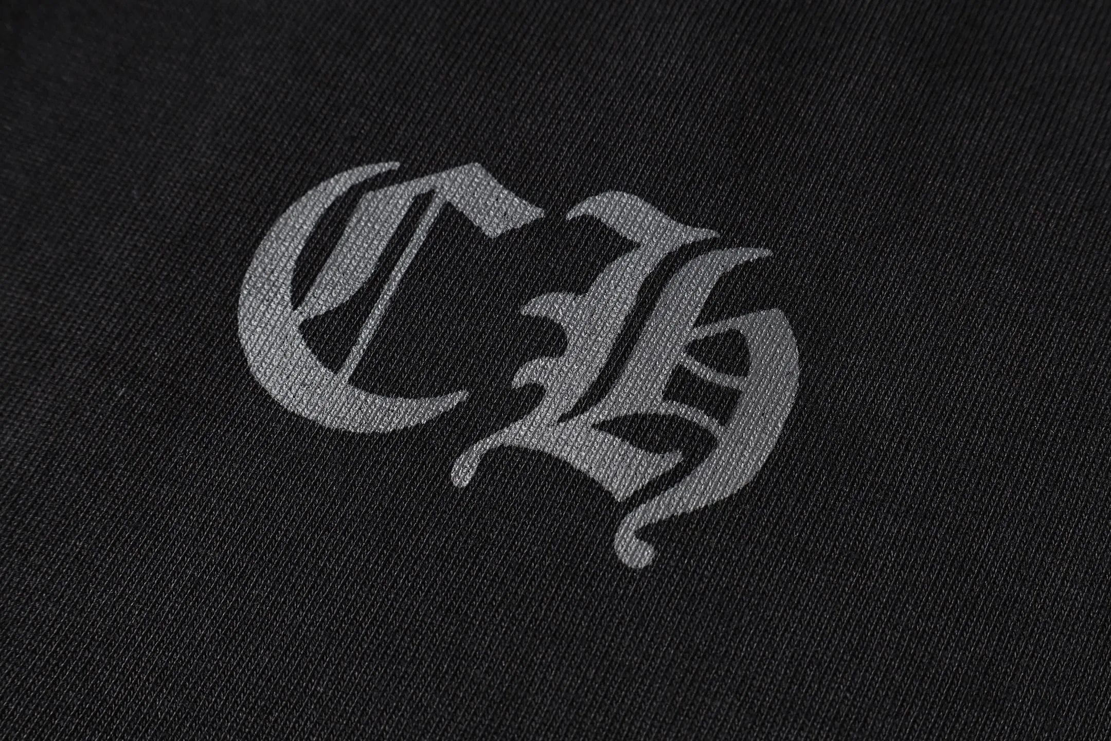 P150 -Chrome Hearts/Chrome Hearts basic Sanskrit letter printed short-sleeved T-shirt -High weight, high density and high quality. The wool is soft, delicate and skin-friendly. It feels soft and silky. It has excellent warmth and skin-friendly properties. -Customized weaving and dyeing, no color difference, regardless of fabric or workmanship details. Rolled over the ordinary version on the market -Colour: black white -Size: S M L XL